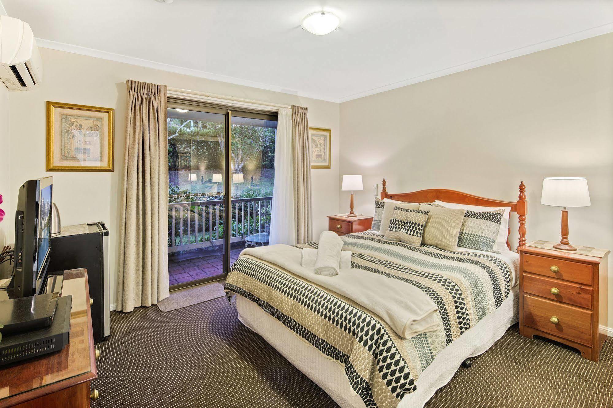 נמבור Eden Lodge מראה חיצוני תמונה